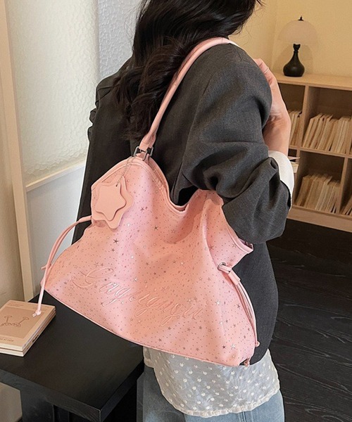 LYEON(リヨン)の「【大容量A4対応】ロゴ刺繍トートバッグ(トートバッグ・レディース・グレイッシュブルー/オフホワイト/ピンク/ブラック・FREE)」の4枚目の写真