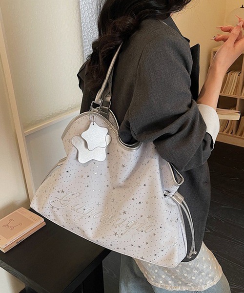 LYEON(リヨン)の「【大容量A4対応】ロゴ刺繍トートバッグ(トートバッグ・レディース・グレイッシュブルー/オフホワイト/ピンク/ブラック・FREE)」の5枚目の写真
