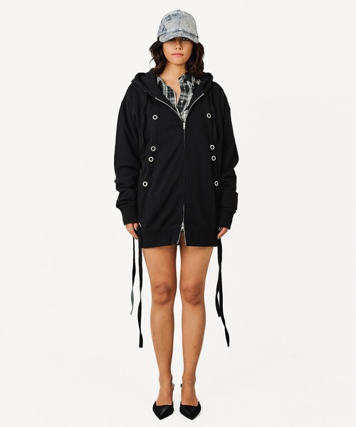BEEDEN（ビーデン）の「SCULPTED SHIRRING HOODIE（パーカー・レディース・ホワイト/ブラック/グレー/レッド・FREE）」の9枚目の写真