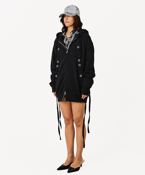 BEEDEN（ビーデン）の「SCULPTED SHIRRING HOODIE（パーカー・レディース・ホワイト/ブラック/グレー/レッド・FREE）」の8枚目の写真