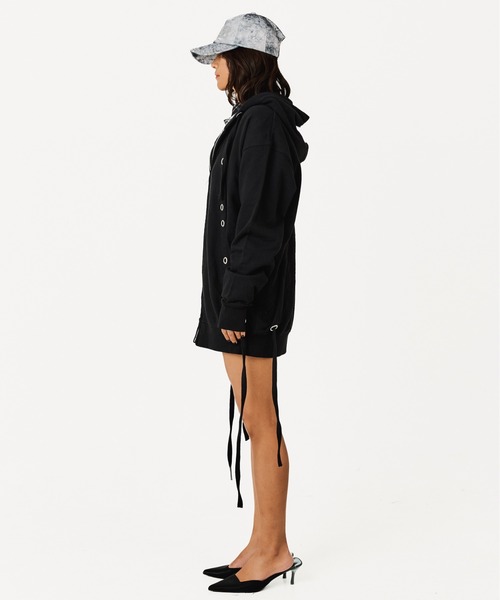 BEEDEN（ビーデン）の「SCULPTED SHIRRING HOODIE（パーカー・レディース・ホワイト/ブラック/グレー/レッド・FREE）」の7枚目の写真