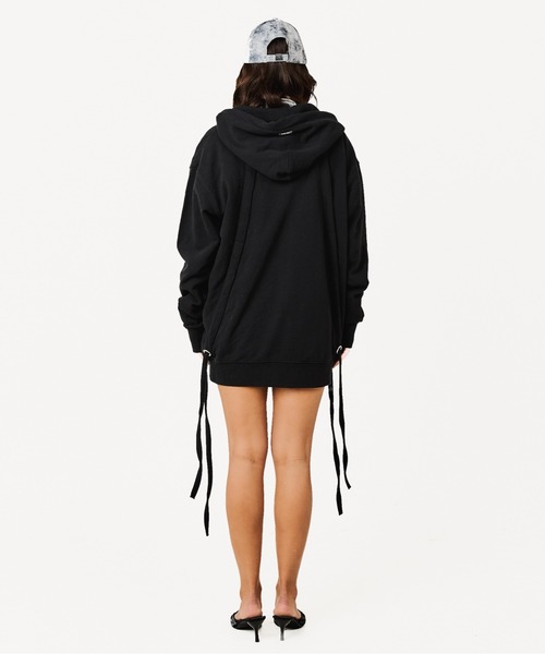 BEEDEN（ビーデン）の「SCULPTED SHIRRING HOODIE（パーカー・レディース・ホワイト/ブラック/グレー/レッド・FREE）」の6枚目の写真