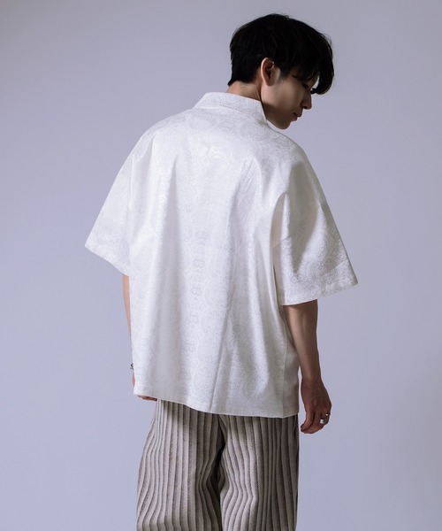 Crownor（クラウノアー）の「ペイズリー柄 半袖ジップシャツ（シャツ/ブラウス・メンズ・ブラック/ホワイト・LARGE/MEDIUM）」の5枚目の写真