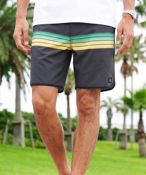 rip curl(リップカール)の「【RIPCURL/リップカール】メンズ ボードショーツ 水陸両用 サーフトランクス レトロストライプ ストレッチ 撥水 速乾 ミッドフィット 春夏(その他パンツ・メンズ・レッド系その他/ネイビー/ブラック系その他・28inch/30 inch)」の2枚目の写真