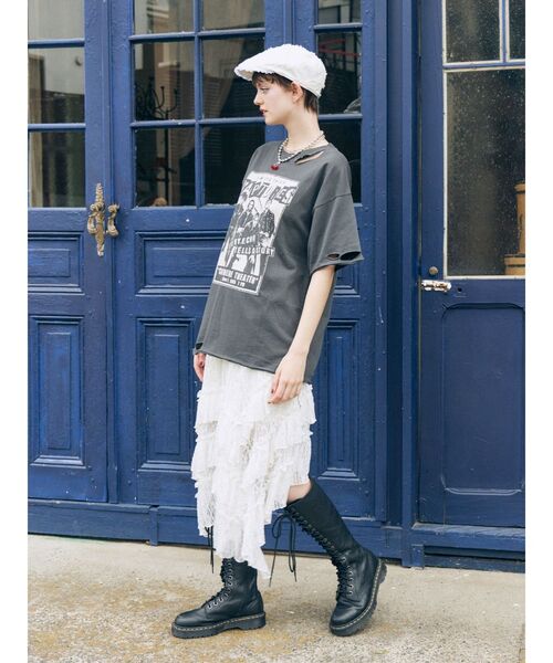 jouetie（ジュエティ）の「グランジダメージTシャツ（Tシャツ/カットソー・レディース・レッド/ブラック/オフホワイト・FREE）」の8枚目の写真