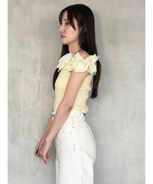 MERCURYDUO（マーキュリーデュオ）の「2WAY異素材ランダムラッフルノースリニット（ニット/セーター・レディース・その他1/ネイビー/フレッシュイエロー・FREE）」の9枚目の写真