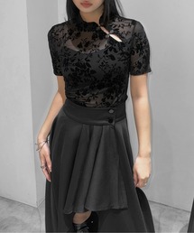 LVEU.（ラブユ.）の「【LVEU.】フックデザインレースシアー半袖トップス / トップス シアー チャイナ レース 半袖 インナー ブラック ブルー（Tシャツ/カットソー）」