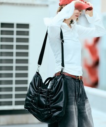 cii（シー）の「【UNISEX】 Smooth PU Gathered Bag / スムースPUギャザーバッグ（ショルダーバッグ）」