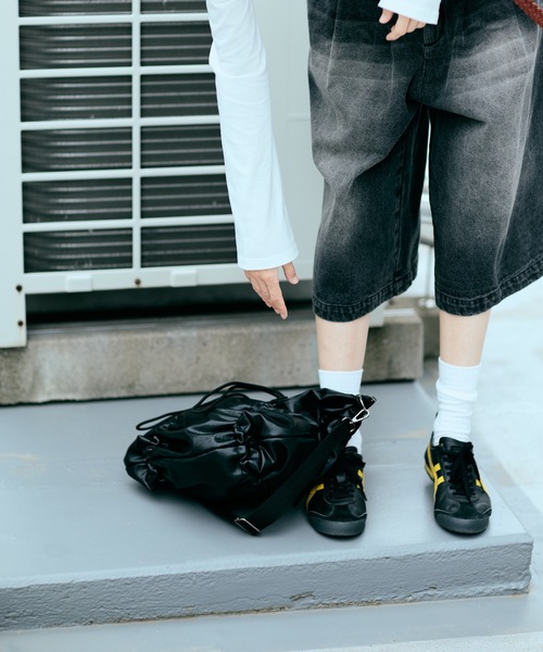 cii（シー）の「【UNISEX】 Smooth PU Gathered Bag / スムースPUギャザーバッグ（ショルダーバッグ・メンズ・ダークブラウン/ブラック/ブルー・FREE）」の10枚目の写真