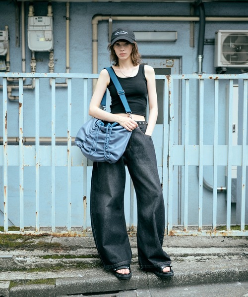 cii（シー）の「【UNISEX】 Smooth PU Gathered Bag / スムースPUギャザーバッグ（ショルダーバッグ・メンズ・ダークブラウン/ブラック/ブルー・FREE）」の21枚目の写真