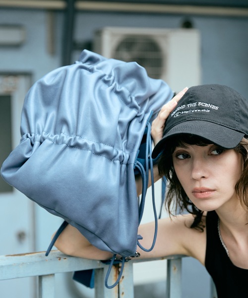 cii（シー）の「【UNISEX】 Smooth PU Gathered Bag / スムースPUギャザーバッグ（ショルダーバッグ・メンズ・ダークブラウン/ブラック/ブルー・FREE）」の15枚目の写真