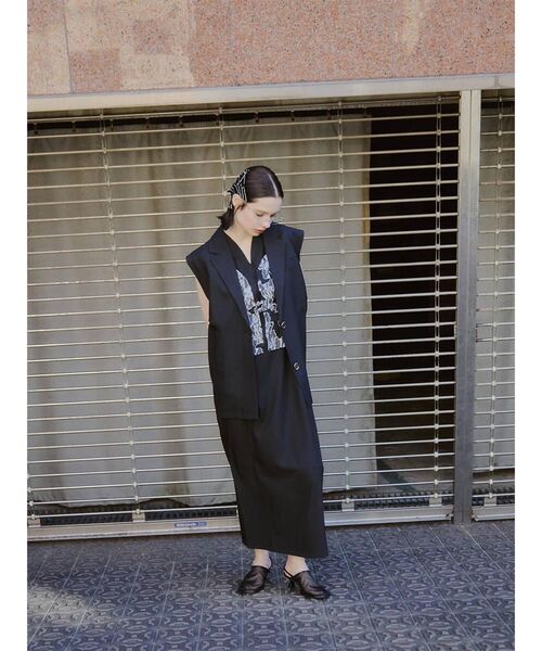 :ETHROF(イーサオブ)の「JACQUARD BUSTIRE SET DRESS(ワンピース・レディース・ブラック・MEDIUM)」の3枚目の写真