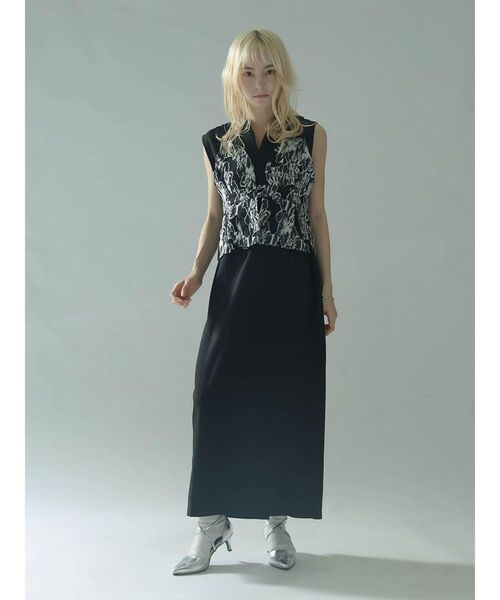 :ETHROF(イーサオブ)の「JACQUARD BUSTIRE SET DRESS(ワンピース・レディース・ブラック・MEDIUM)」の8枚目の写真