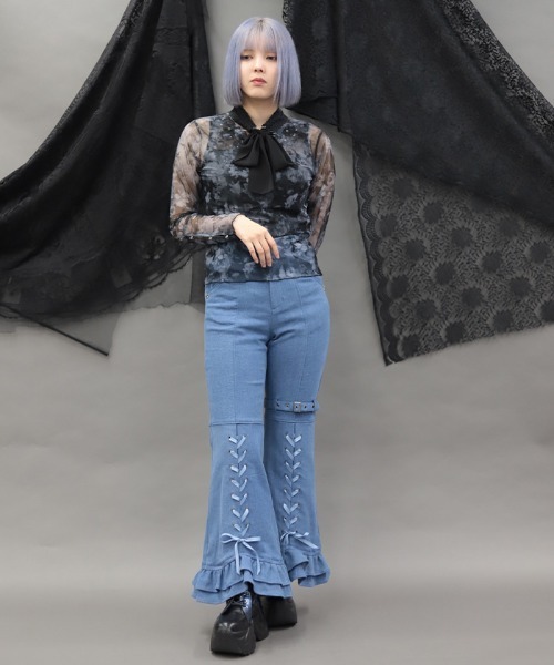NIBBLE POISON(ニブルポイズン)の「レースアップフレアデニムPT(その他パンツ・レディース・ブラック/ワンウォッシュ・MEDIUM)」の6枚目の写真
