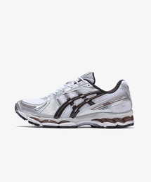 ASICS（アシックス）の「【日本国内限定カラー】ASICS GEL-KAYANO 12.1 1203A759.104（スニーカー）」