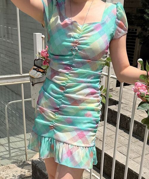 SINOON(シヌーン)の「Check Printed Shirring One-Piece (Mint)(ワンピース・レディース・ミント・SMALL/MEDIUM)」の5枚目の写真