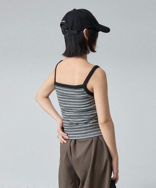 goocy（グーシー）の「【1枚で楽ちん＆可愛く決まる】カットリブボーダーカップ付きキャミ（キャミソール・レディース・チャコールグレー/グレー/ブラック・FREE）」の19枚目の写真
