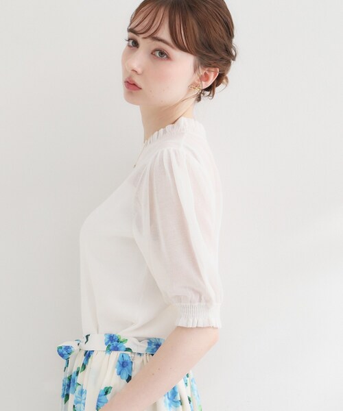 couture brooch(クチュールブローチ)の「【洗える】LEVITAシャーリング サマーニット(ニット/セーター・レディース・ブラック/ライトグレー/オフホワイト・38/36/42)」の7枚目の写真