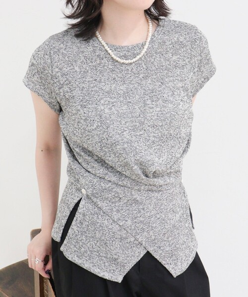 fredy emue(フレディエミュ)の「ニットソーカシュクールプルオーバー(Tシャツ/カットソー・レディース・グレー/サックスブルー/オフホワイト/ブラック系その他・38)」の3枚目の写真