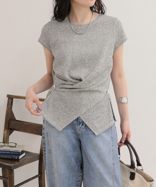 fredy emue(フレディエミュ)の「ニットソーカシュクールプルオーバー(Tシャツ/カットソー・レディース・グレー/サックスブルー/オフホワイト・38)」の2枚目の写真