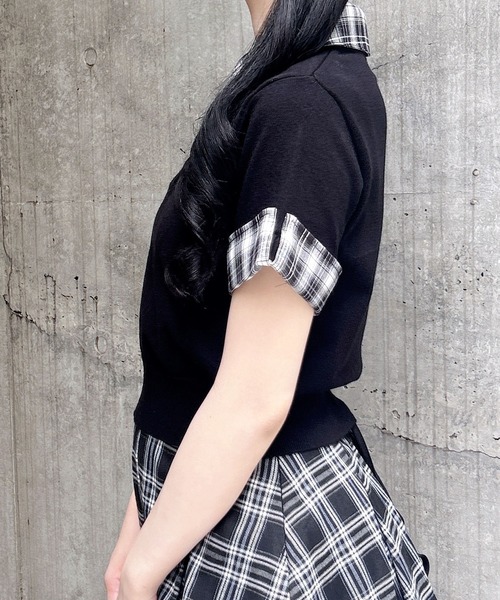 INGNI（イング）の「Wカラー半袖ポロニット（ニット/セーター・レディース・グレー系9/ブラック系9・M）」の5枚目の写真