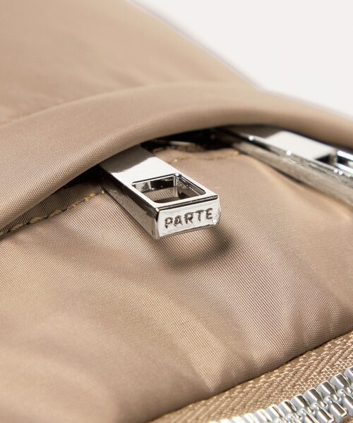 green label relaxing(グリーンレーベルリラクシング)の「<PARTE>ダブルジップ バックパック / リュック 通勤 はっ水(バックパック/リュック・レディース・ブラック/モカ/ネイビー/その他1・FREE)」の18枚目の写真