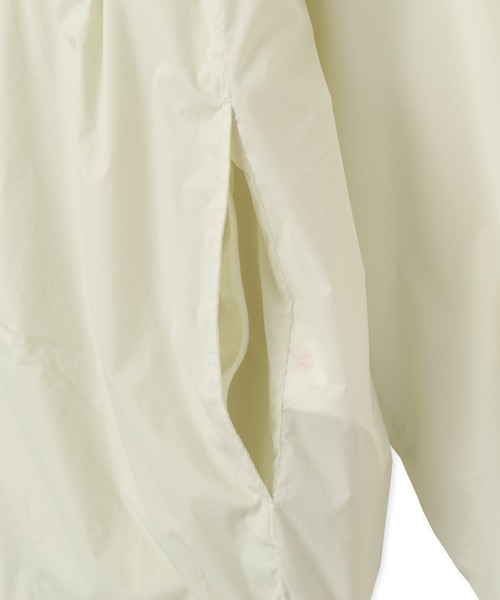 NIKE(ナイキ)の「NIKE AS M NK WR LW FZ JKT FMRN / ナイキ WR LW フルジップ ジャケット FMRN 【SP】(ナイロンジャケット・メンズ・ライトオリーブ/オフホワイト・S/M/L/XL/XXL)」の5枚目の写真