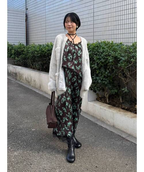 LAGUNAMOON(ラグナムーン)の「ニュアンスフラワーレースキャミワンピース(ワンピース・レディース・ベージュ/ブラウン・MEDIUM/SMALL)」の14枚目の写真