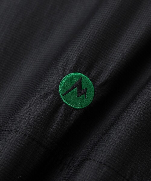 BEAMS GOLF(ビームスゴルフ)の「【別注】Marmot / ハーフジップ 撥水 ウインドピステ(ベスト・メンズ・チャコールグレー/ブラック・SMALL/X-LARGE/LARGE/MEDIUM)」の7枚目の写真