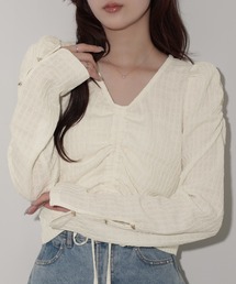 シャーリングジャガード袖ボタンVネックカットソー