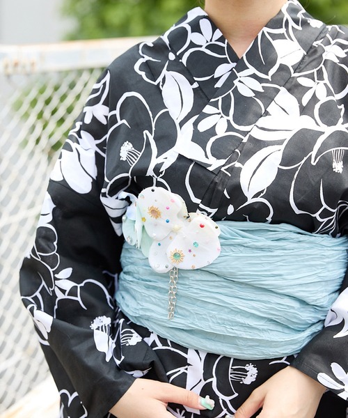 Casselini(キャセリーニ)の「Casselini(キャセリーニ)ビジューフラワー2Wayクリップ(2個セット)(バレッタ/ヘアクリップ・レディース・B/A・FREE)」の5枚目の写真