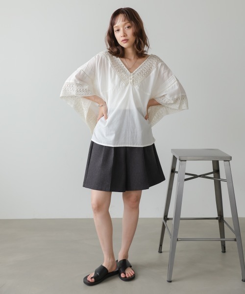 Bab(バブ)の「ボイルMIXレースプルオーバー(Tシャツ/カットソー・レディース・オフホワイト/ベージュ/ライトグレー・M)」の12枚目の写真