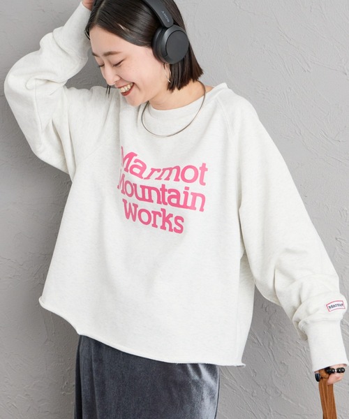 MARMOT（マーモット）の「【WEB先行予約】[Marmot/マーモット] 別注 ロゴプリント カットオフスウェット（スウェット・レディース・ベージュ/アッシュグレー/チャコール/ブラック・F）」の2枚目の写真