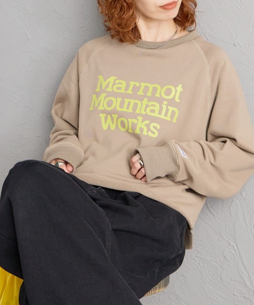 MARMOT（マーモット）の「【WEB先行予約】[Marmot/マーモット] 別注 ロゴプリント カットオフスウェット（スウェット・レディース・ベージュ/アッシュグレー/チャコール/ブラック・F）」の22枚目の写真