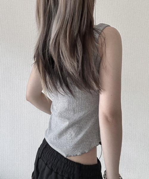 YACA(ヤーカ)の「Mellow Rib Tanktop/メロウリブタンクトップ(タンクトップ・レディース・ブラウン/ブラック/グレー・FREE)」の12枚目の写真