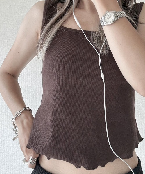 YACA(ヤーカ)の「Mellow Rib Tanktop/メロウリブタンクトップ(タンクトップ・レディース・ブラウン/ブラック/グレー・FREE)」の15枚目の写真