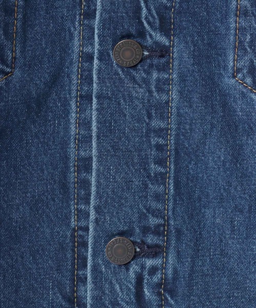 Levi's(リーバイス)の「Levi's/リーバイス TYPE-Ⅲ TRUCKER/3rd デニムトラッカージャケット/Gジャン/レディース メンズ(デニムジャケット・メンズ・インディゴブルー/ワンウォッシュ・L/M/S/XL)」の13枚目の写真