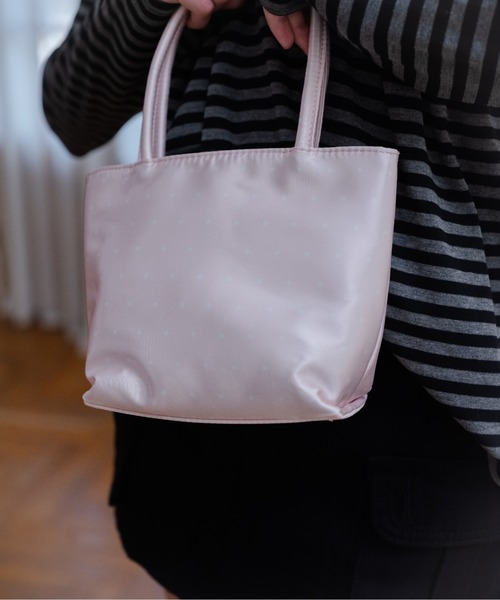 Birthday house(バースデイハウス)の「サテンミニドットBAG/Satin Mini-Dot Bag(トートバッグ・レディース・ブラック/イエロー/ピンク/ホワイト・FREE)」の22枚目の写真