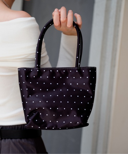 Birthday house(バースデイハウス)の「サテンミニドットBAG/Satin Mini-Dot Bag(トートバッグ・レディース・ブラック/イエロー/ピンク/ホワイト・FREE)」の12枚目の写真