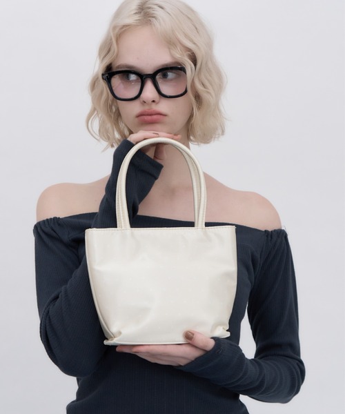 Birthday house(バースデイハウス)の「サテンミニドットBAG/Satin Mini-Dot Bag(トートバッグ・レディース・ブラック/イエロー/ピンク/ホワイト・FREE)」の14枚目の写真