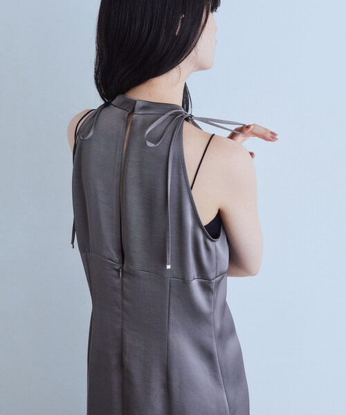 CODE A(コードエー)の「ribbon satin dress(ワンピース・レディース・グレー・00)」の5枚目の写真