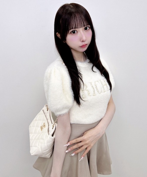 INGNI（イング）の「ビジューロゴフェザーニット（ニット/セーター・レディース・ライトグレー/アイボリー/ピンク・M）」の4枚目の写真