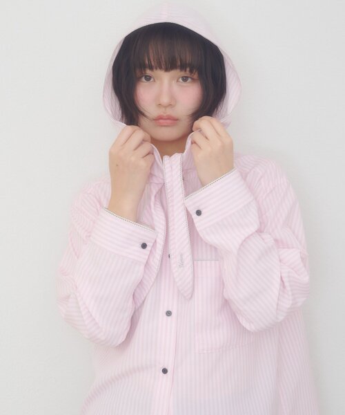 DISCOAT(ディスコート)の「【umm.】スカーフ風フードシャツ(シャツ/ブラウス・レディース・ベビーピンク/イエロー/サックスブルー・FREE)」の4枚目の写真