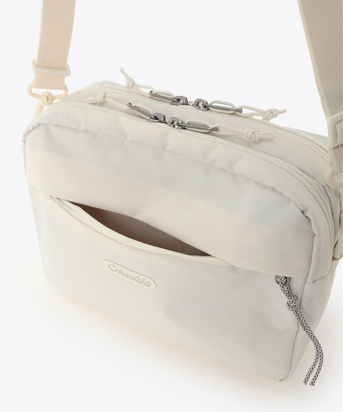Columbia(コロンビア)の「Columbia/ サニーサイドパークショルダー 7L/コロンビア(ショルダーバッグ・レディース・ベージュ/ブラック/ホワイト・ONE SIZE)」の4枚目の写真