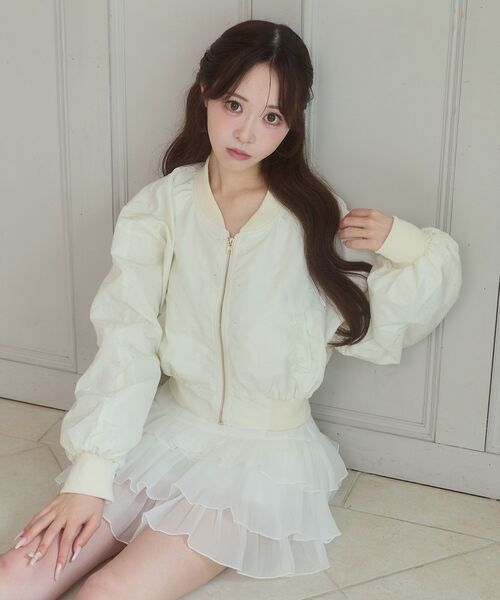 MAJESTIC LEGON(マジェスティックレゴン)の「ラインストーンショートブルゾン(ブルゾン・レディース・ブラック/アイボリー/ピンク・MEDIUM)」の14枚目の写真