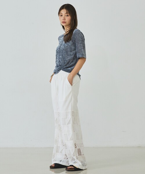 abahouse mavie(アバハウスマヴィ)の「シアーベロアTシャツ(Tシャツ/カットソー・レディース・ブラウン/グレー/オフホワイト・フリー)」の8枚目の写真