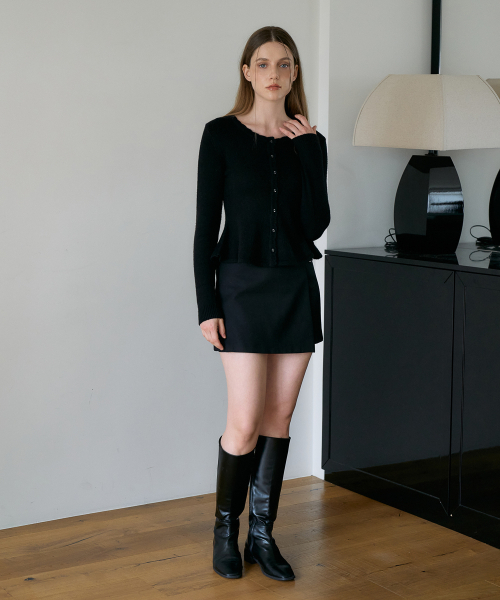 DEHEVE（デヘヴェ）の「Flare Frill Cardigan [Black]（カーディガン/ボレロ・レディース・ブラック・OS）」の6枚目の写真