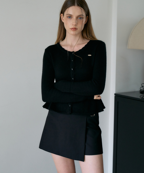DEHEVE（デヘヴェ）の「Flare Frill Cardigan [Black]（カーディガン/ボレロ・レディース・ブラック・OS）」の7枚目の写真