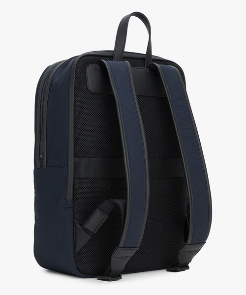 TOMMY HILFIGER(トミーヒルフィガー)の「アーバンテックバックパック(バックパック/リュック・メンズ・ブラック/ネイビー・FREE)」の4枚目の写真