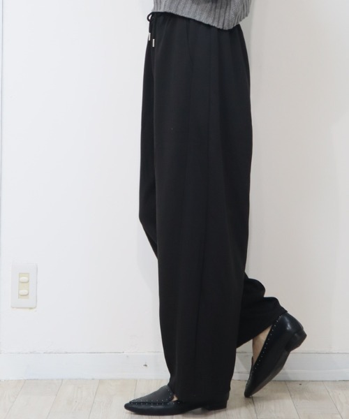 DISKEEN SURE(ディスキーンシュアー)の「今っぽいこなれ感!まあるいフォルムが愛しいコクーンシルエット!ジャージタッチコクーンパンツ(その他パンツ・レディース・ブラック/ベージュ/グレー・FREE)」の9枚目の写真
